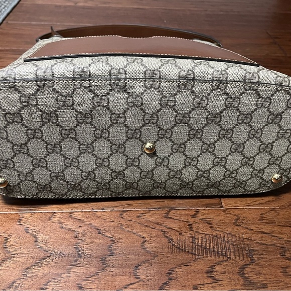 Authentic GUCCI GG Supreme Monogram Linea A Hobo Brown - Picture 8 of 13